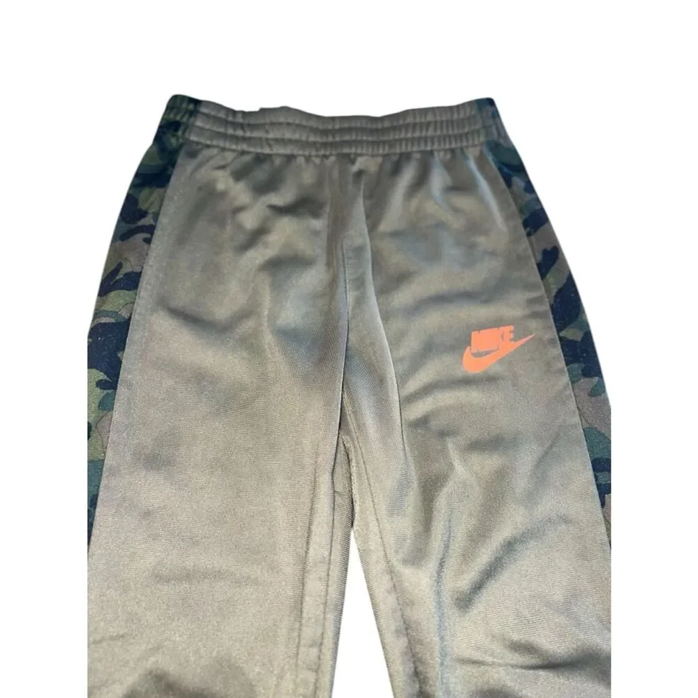 Nike Boys Tracksuit Set Camo Zip Jacket Jogger Pants Size 5-6Y Medium